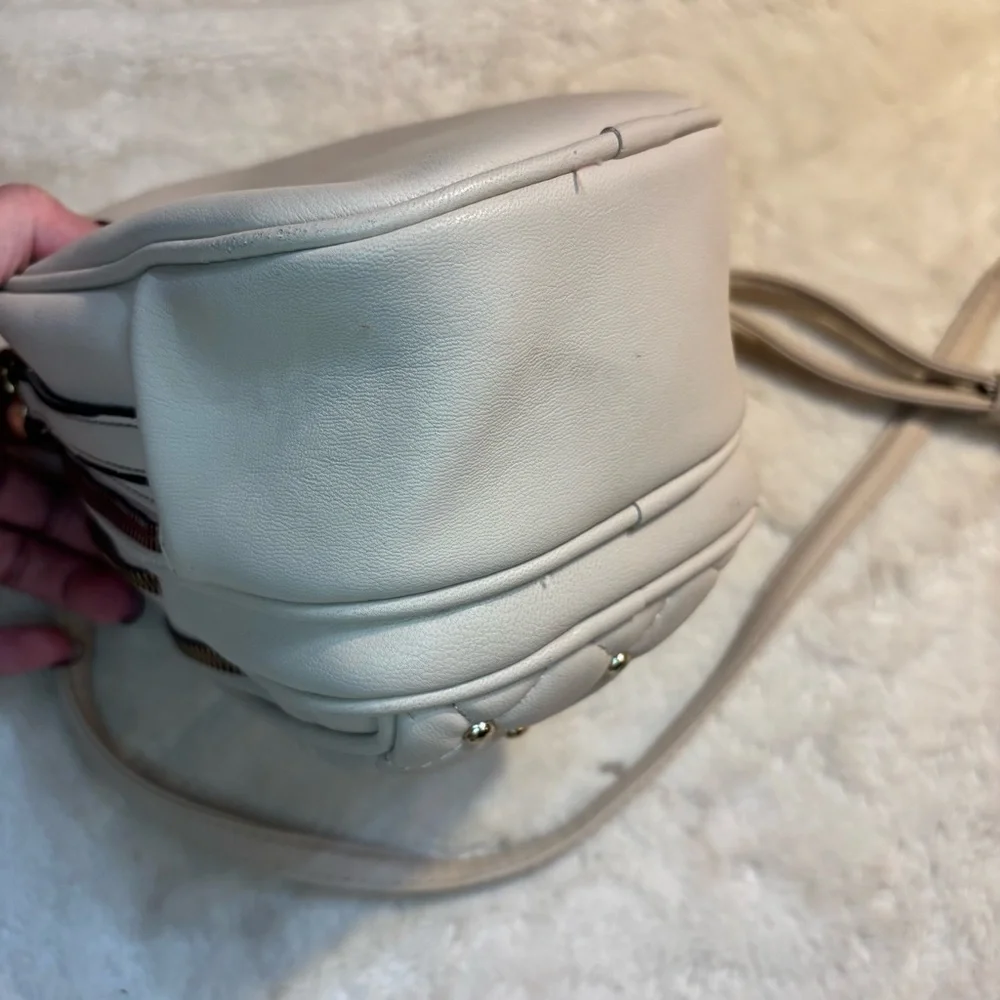 NEW Crossbody Bag Cream Taupe Quilted Gold-Tone Hardware Embellishments Backpack